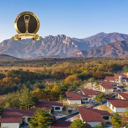 Kensington Resort Seorak Valley Сокчхо Экстерьер фото