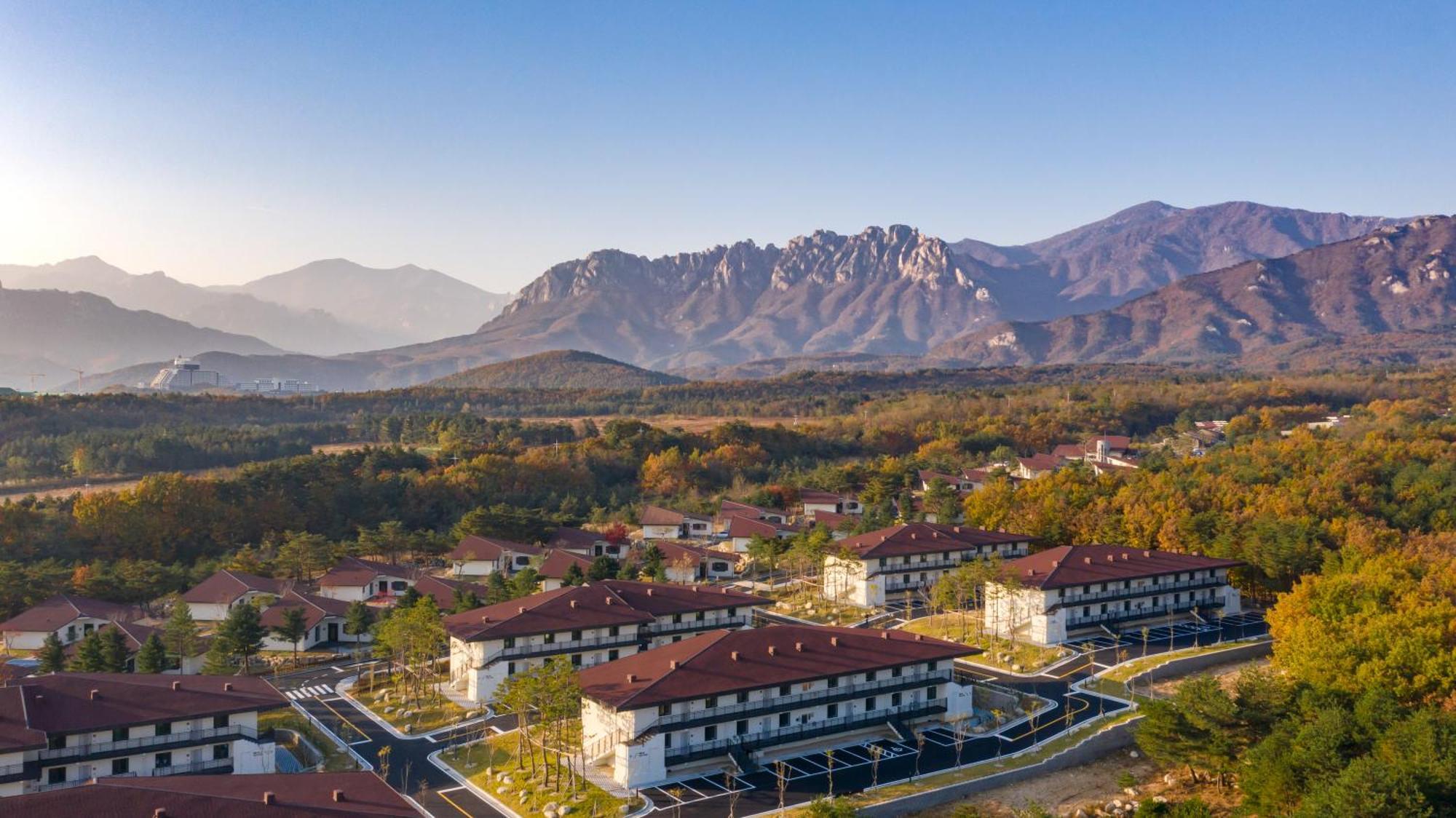 Kensington Resort Seorak Valley Сокчхо Экстерьер фото